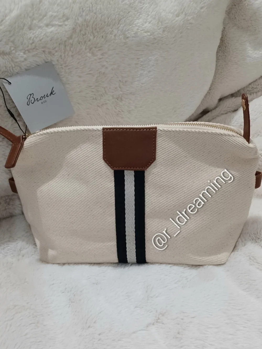 Brouk and Co Original Cream Toiletry Bag NWT